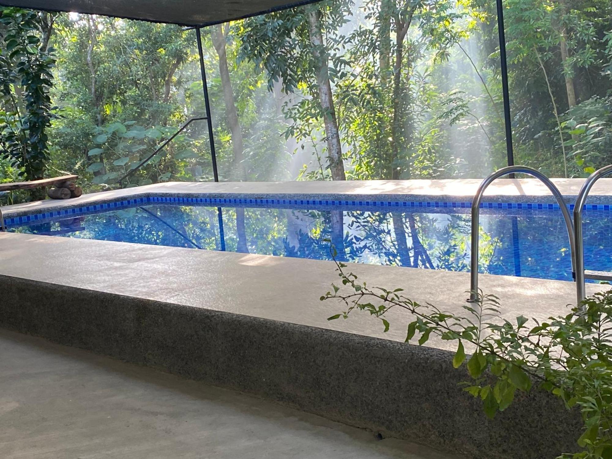 Balai Benedicere Bed & Breakfast Bacnotan Bagian luar foto