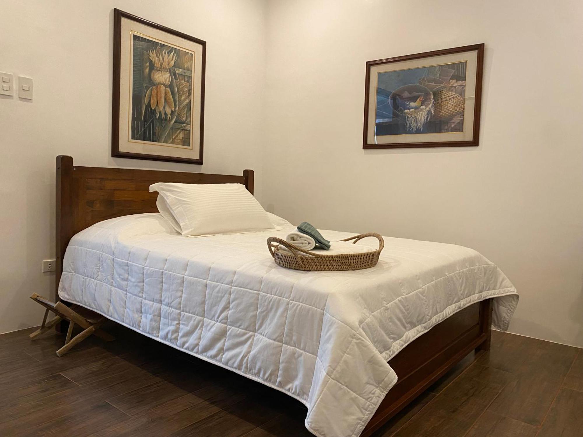 Balai Benedicere Bed & Breakfast Bacnotan Bagian luar foto