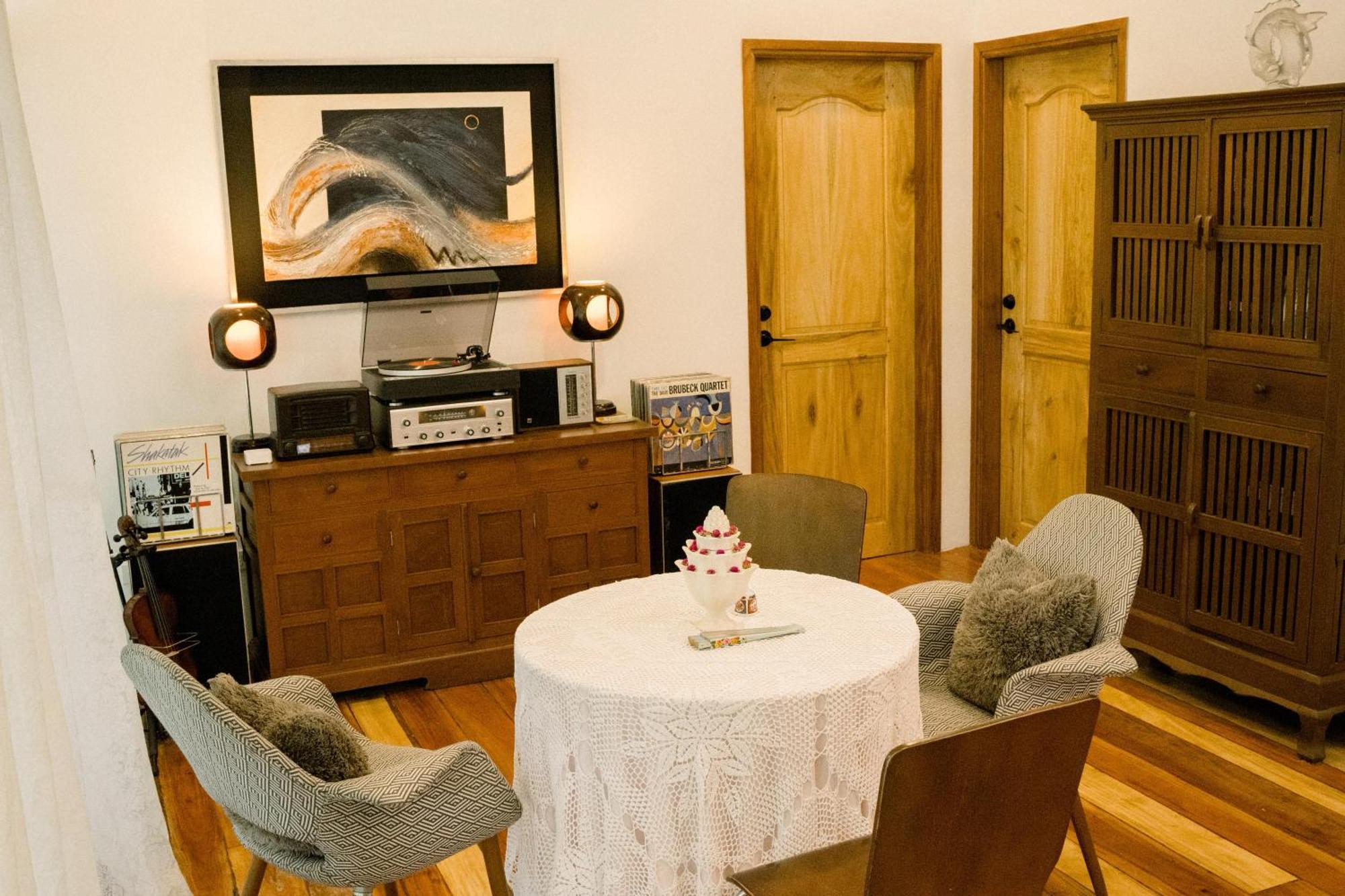 Balai Benedicere Bed & Breakfast Bacnotan Bagian luar foto